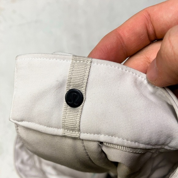 Lululemon ABC Classic Pants 30x29 Warpstreme PAINT SPLATTER THRASHED Light Beige - Picture 9 of 10